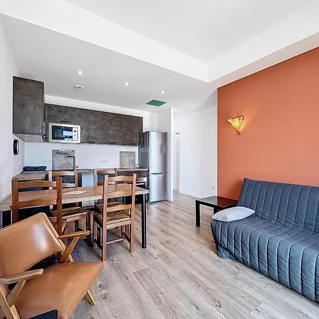 Confortable T3 Sur Avec Wifi Et Parking Prive - Fr-1-715-104 *